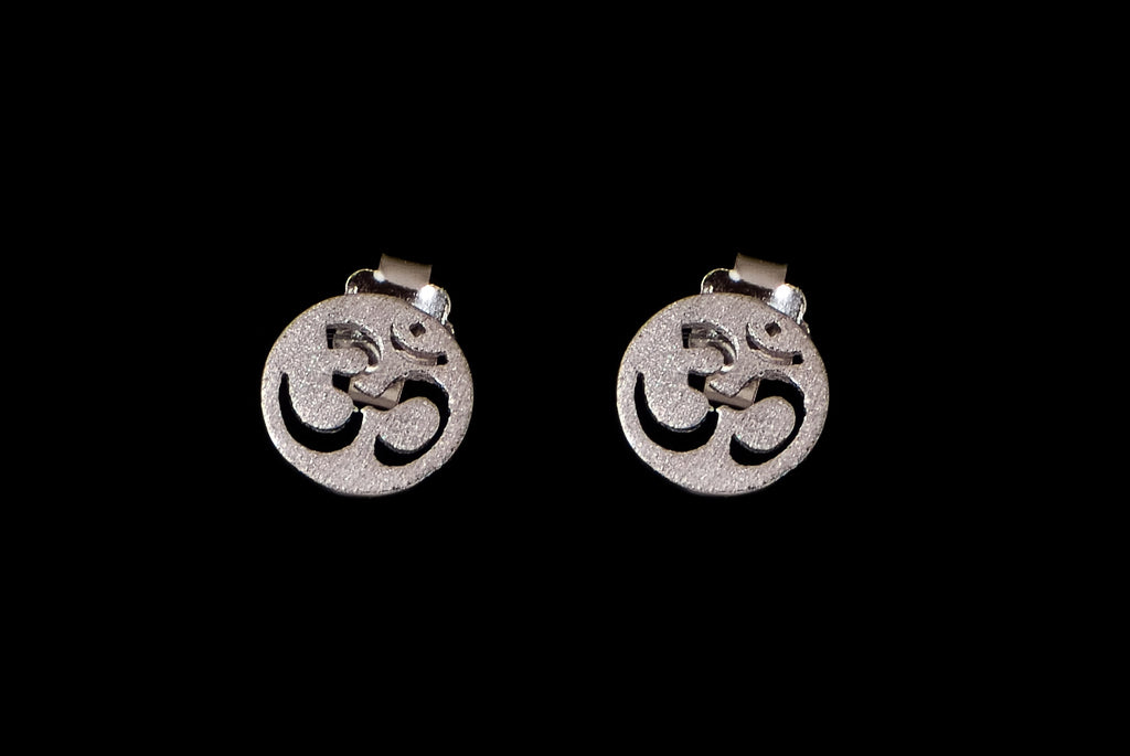 Earring Stud Om India Hole
