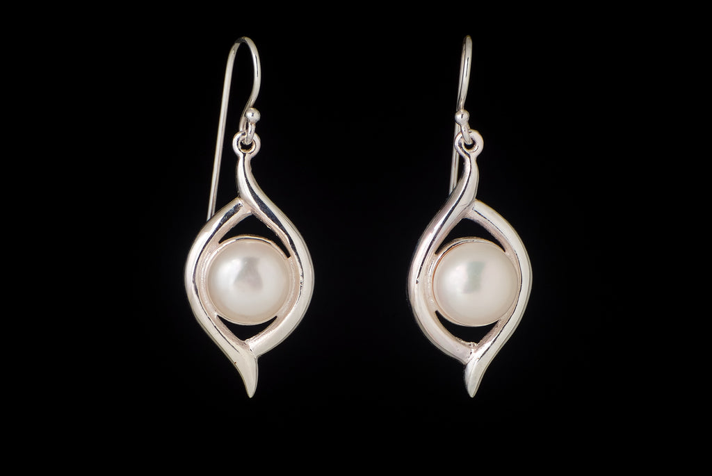 Earring Pearl Eye 9-10mm
