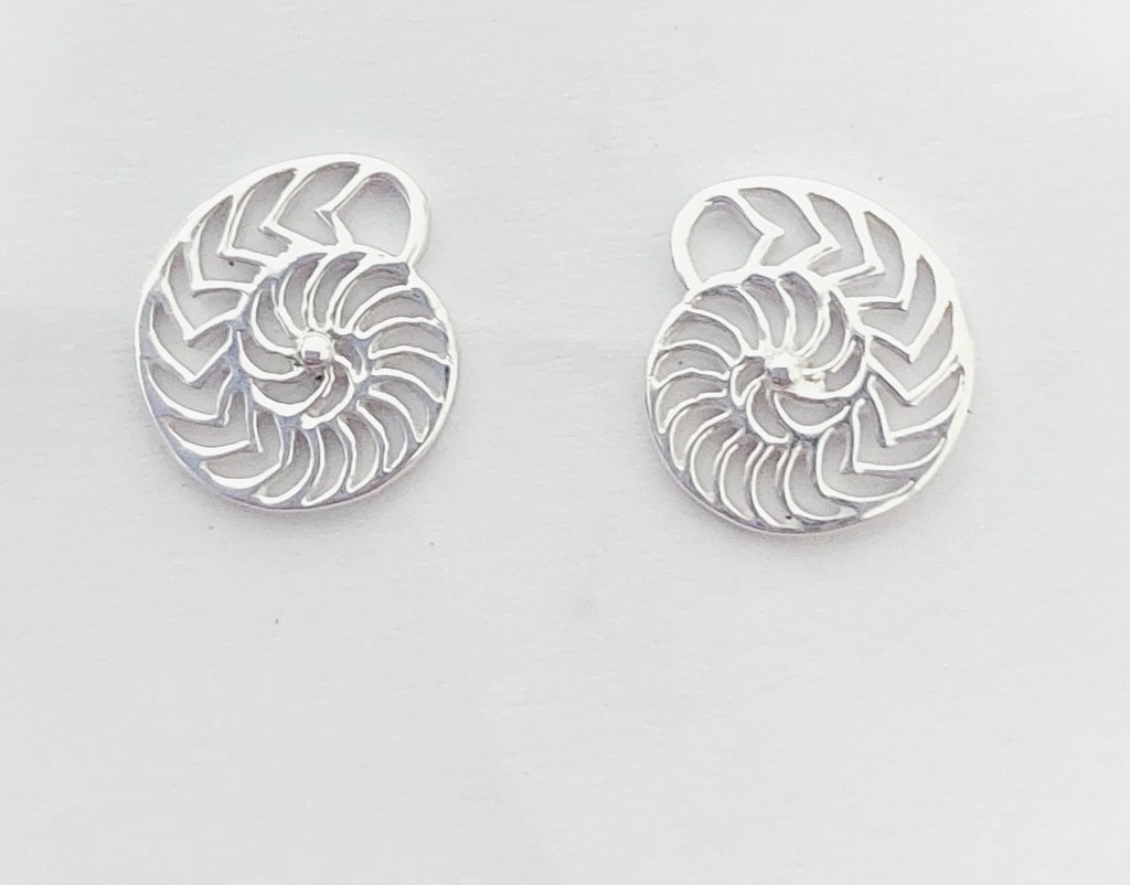 Earring Stud Shell Silver 12mm