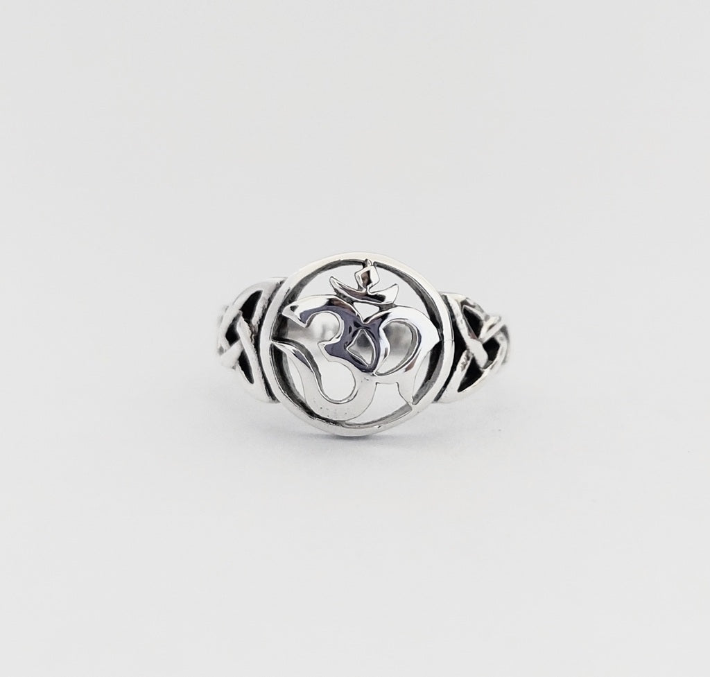 Ring Om India Small 1.2cm