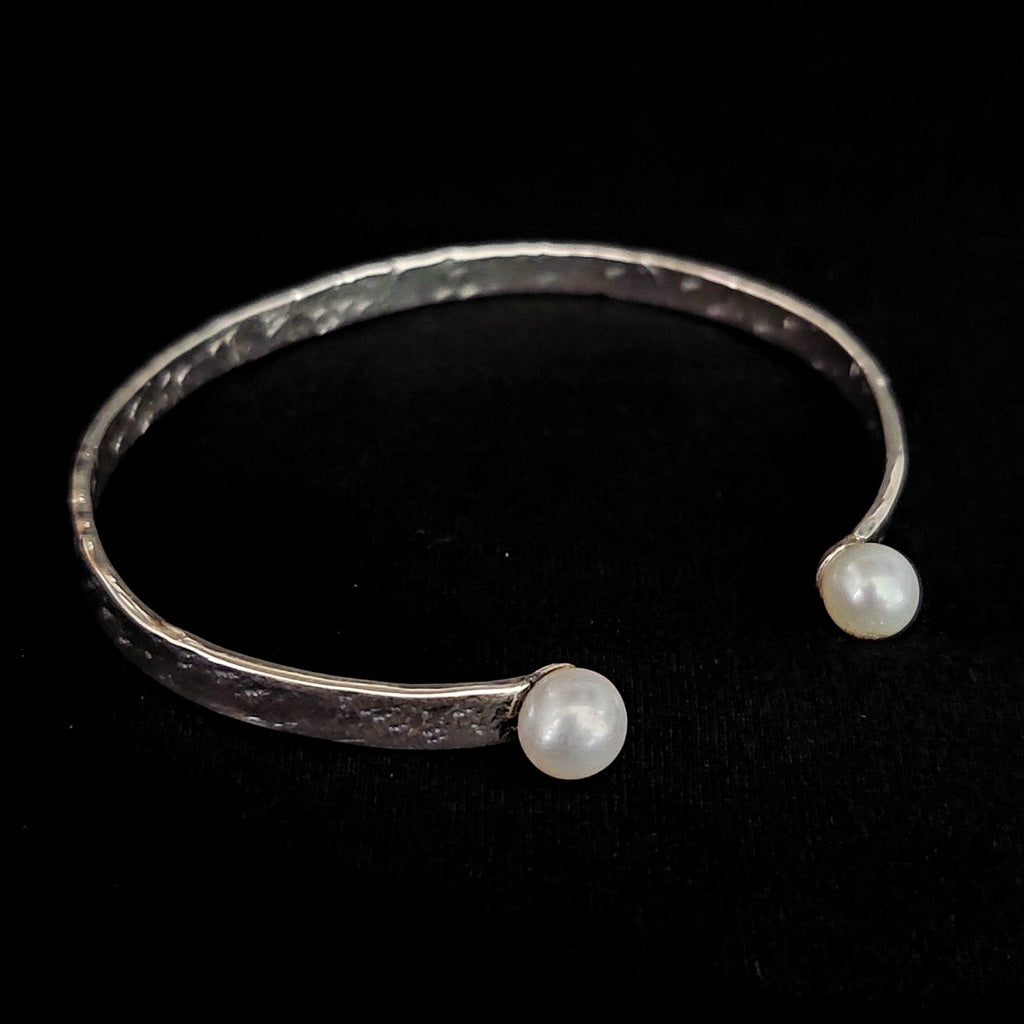 Cuff Pearl Hammer Twin Silver